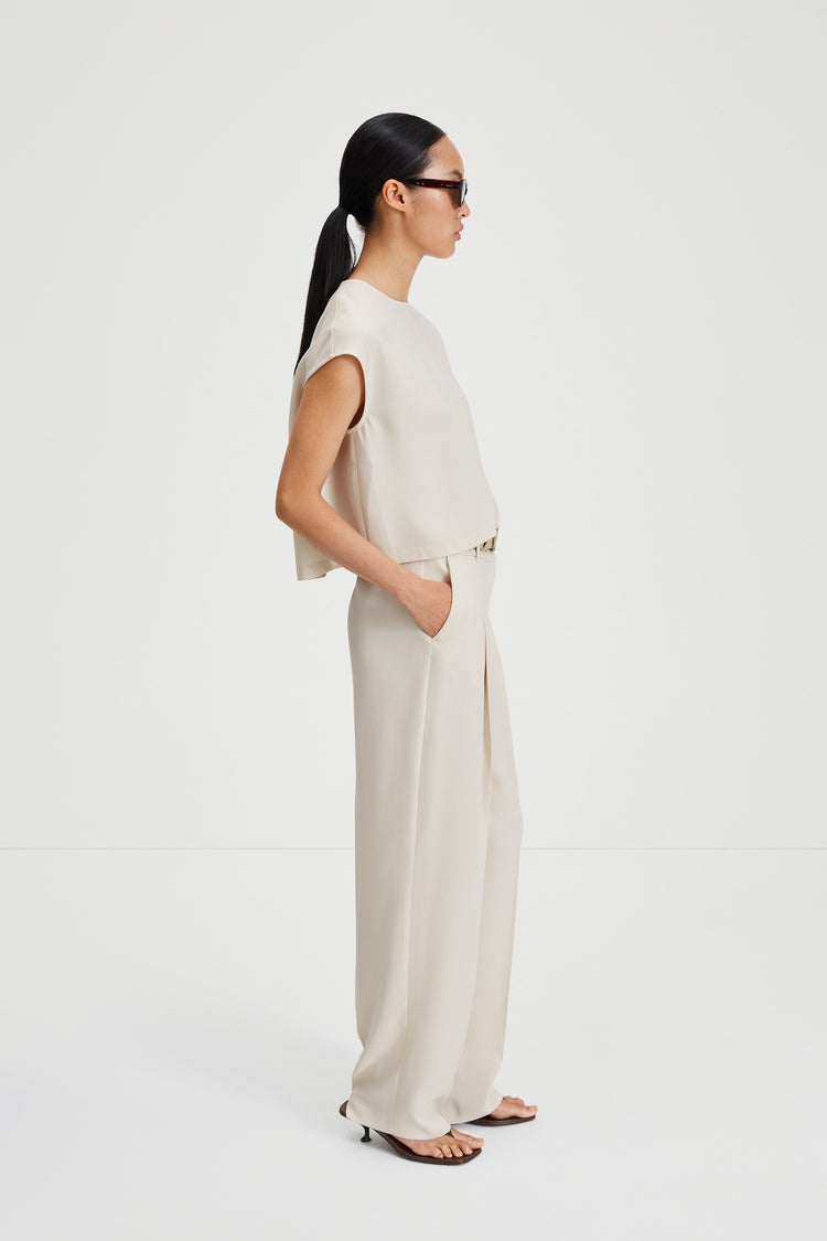 Basile top ivory short sleeve round neck stylein side image