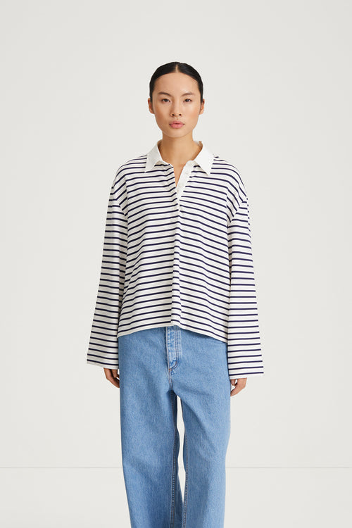 Janelle striped top vneck collar longsleeve stylein front 
