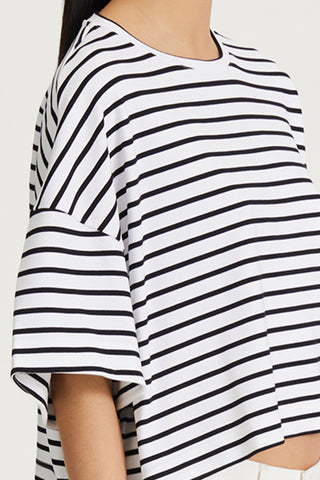 Jimmy tshirt cropped boxy black white striped stylein detail image