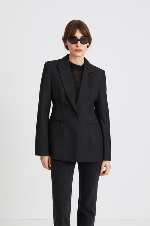 Bovino blazer tailored cinched waist delicate shoulder pads black stylein front image