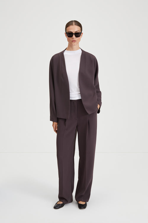 Barrea jacket short crepe one piece collar stand at back dropped shoulders brown stylein front image 