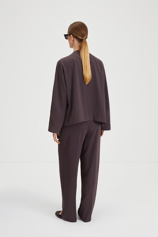 Barrea jacket short crepe one piece collar stand at back dropped shoulders brown stylein back image