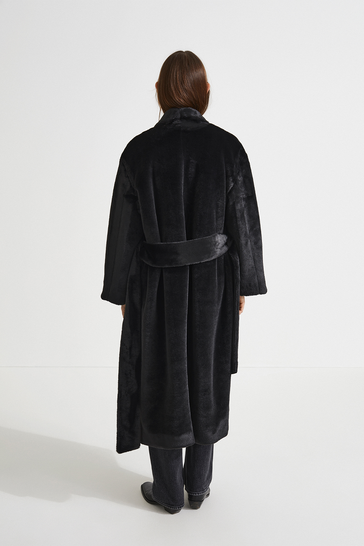 Hermina coat faux fur one piece shawl collar full length sleeves belted waits black stylein back image