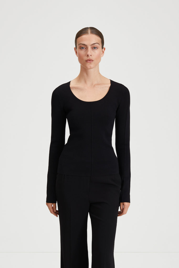 Prosper top long sleeve fitted silhouette milano knit rounded neckline black stylein front image