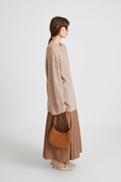 stylein minimalistic scandinavian timeless swedish design womenswear women wear classic cable knit wool sweater brown