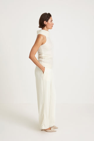 Nichelle top semi fitted silhouette sleeveless refined polo collar mohair blend cream stylein side image