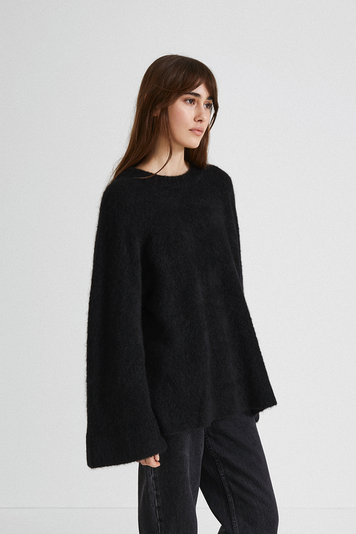 NICLAS SWEATER - BLACK
