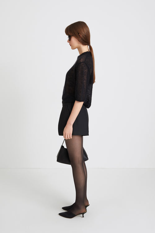 Briena shorts mini box pleats black stylein side image