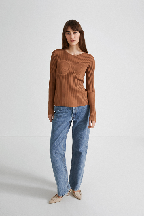 Paisley top long sleeve knitted curved neckline decorative breast cups camel stylein front image