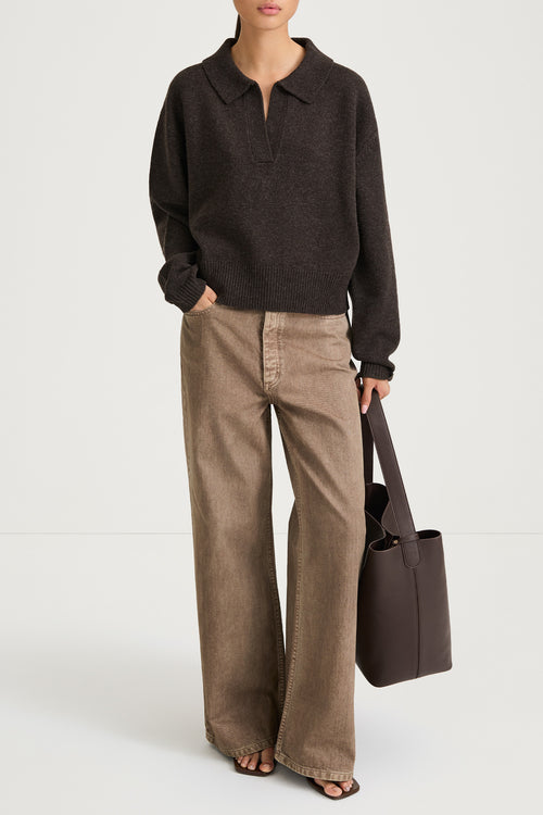 v-neck brown knitted sweater stylein harmony coffee model image