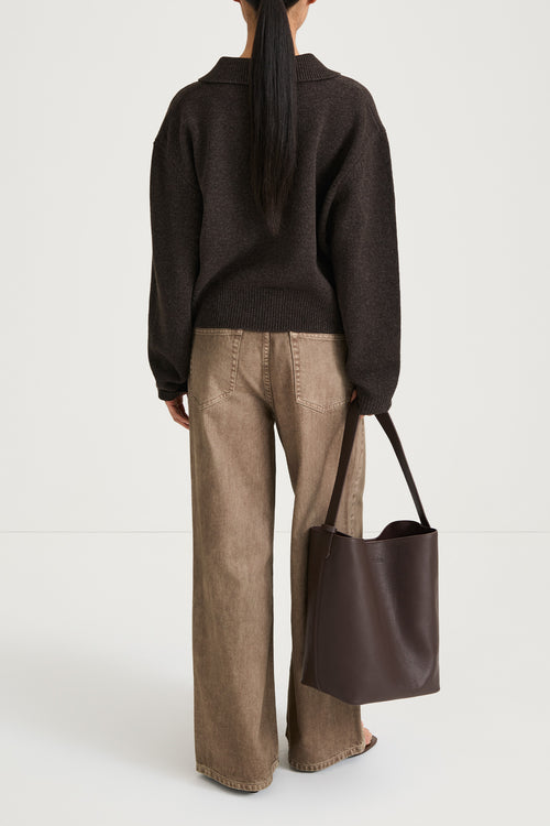 v-neck brown knitted sweater stylein harmony coffee model image