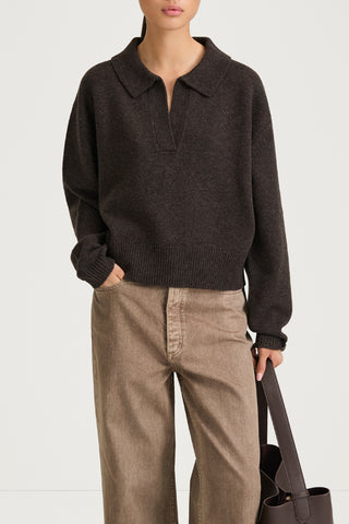 v-neck brown knitted sweater stylein harmony coffee close up