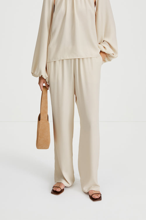 Maria long trousers wide leg cream stylein front image