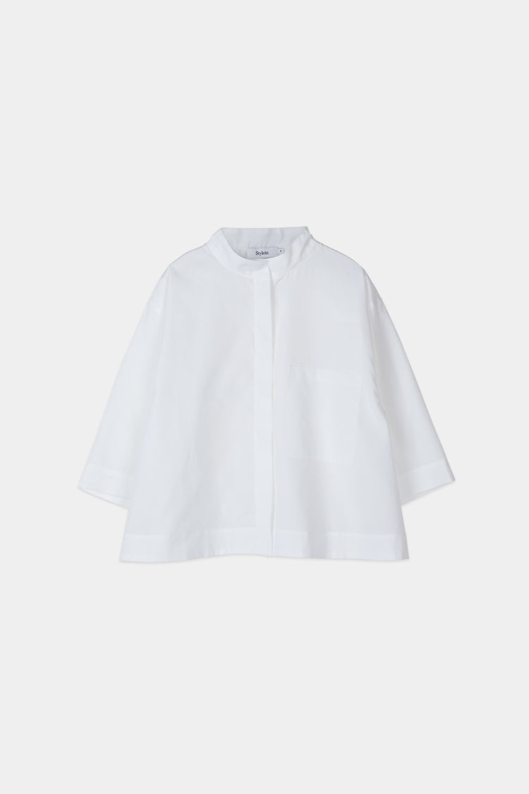 Jenessa shirt loose cropped stand collar white stylein packshot