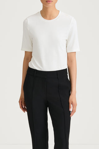 white jersey tshirt stylein chambers close up