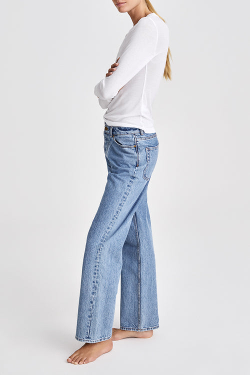 white longsleeve top stylein neapel side