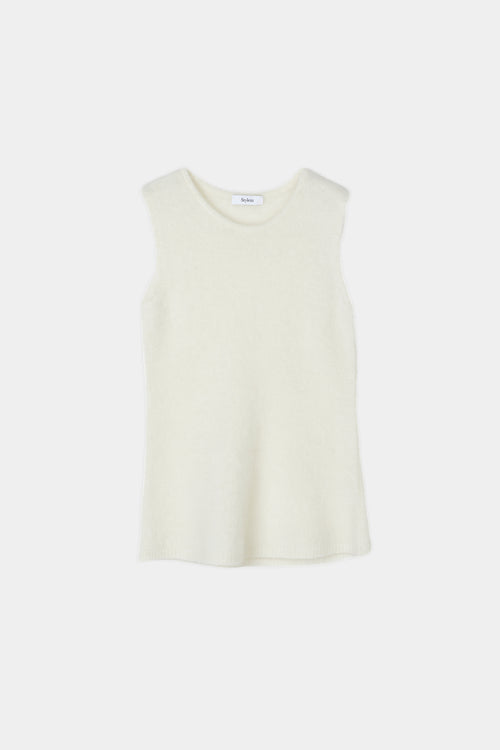 white mohair sleeveless flaired top stylein naya model image