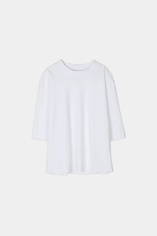 white oversized t-shirt stylein jemmy packshot