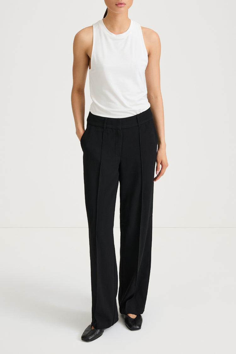 white tank top stylein case front 