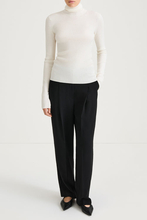 white turtleneck knitted sweater stylein helea front