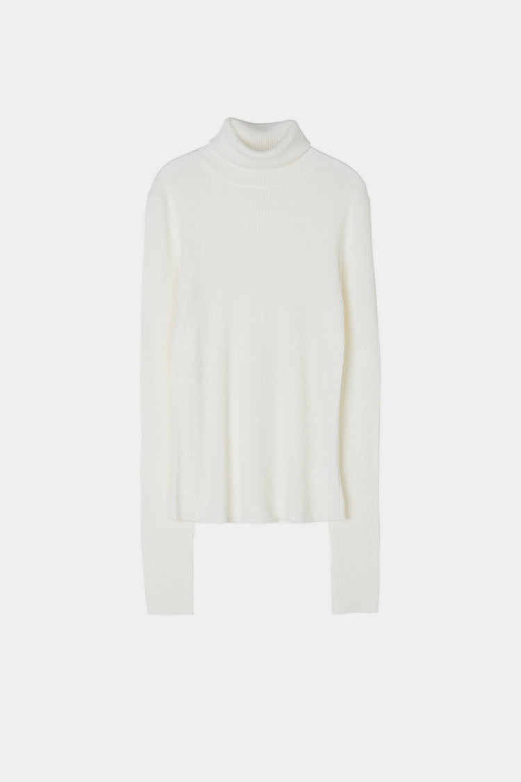 white turtleneck knitted sweater stylein helea packshot