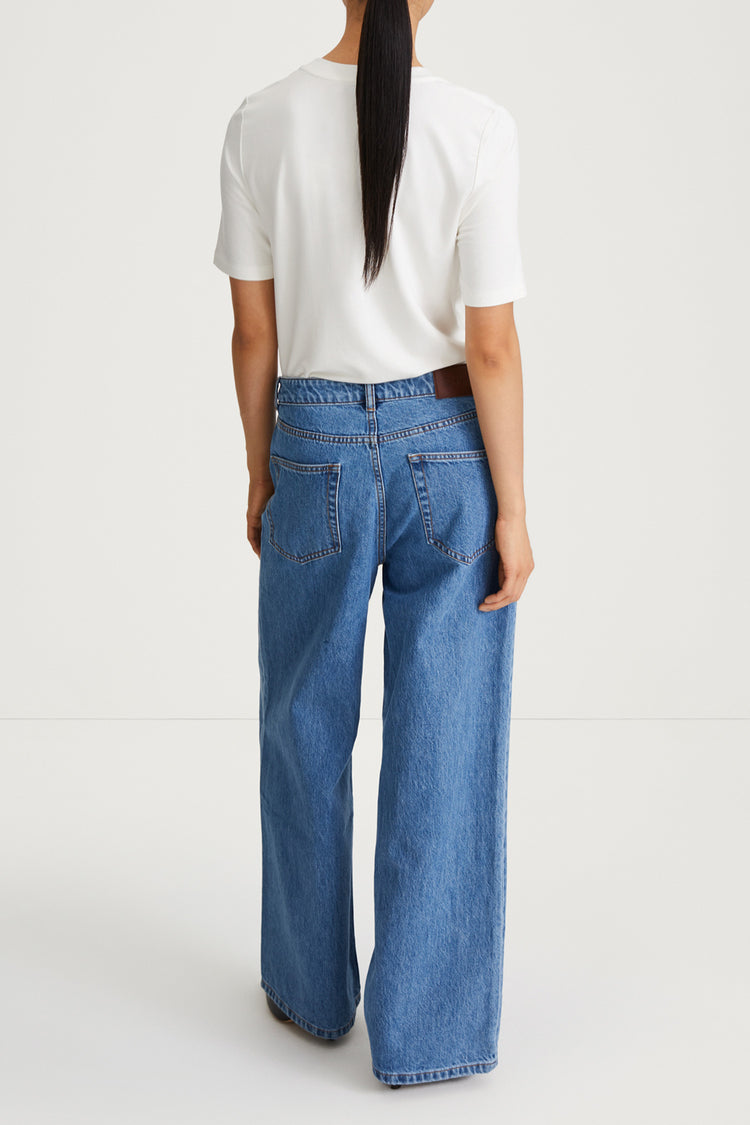 wide leg denim kayne stylein vintage blue back