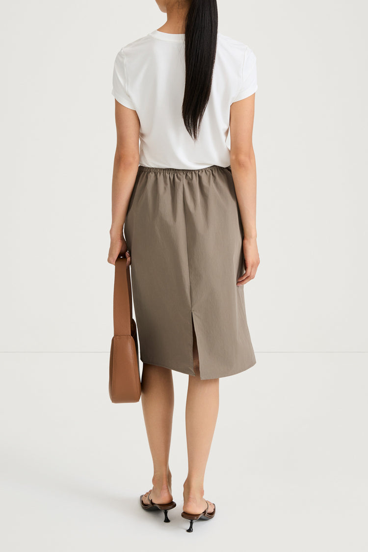 Knee long skirt khaki trench stylein sorrel back model image