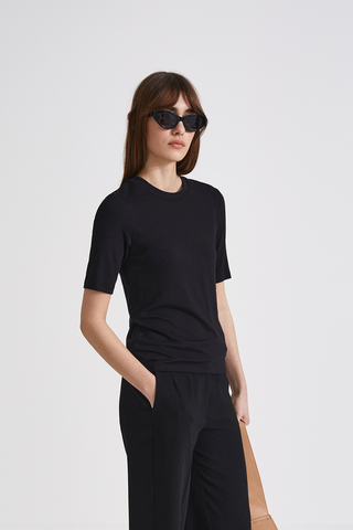 Jana tshirt rounded neck cotton mix black stylein side image