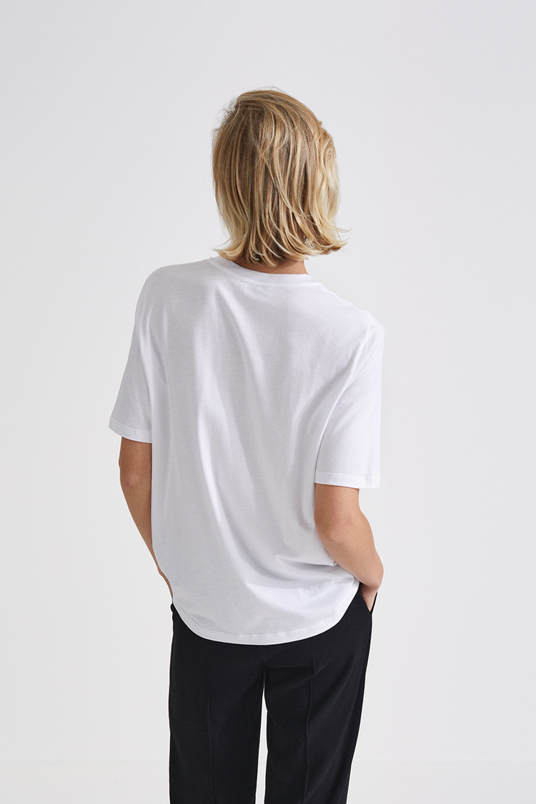 Jana t-shirt plain fitted silhouette round neckline cotton mix white stylein back image