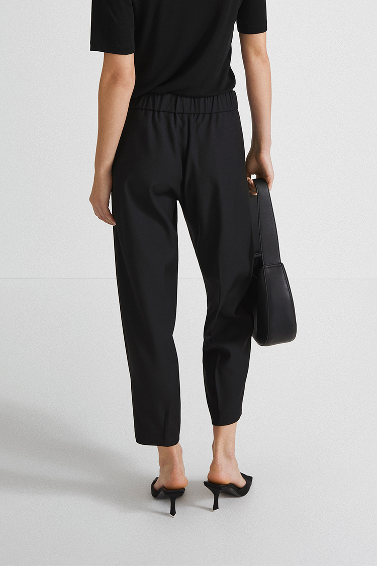 Bosa trousers voluminous cropped length wool mix black stylein back close image