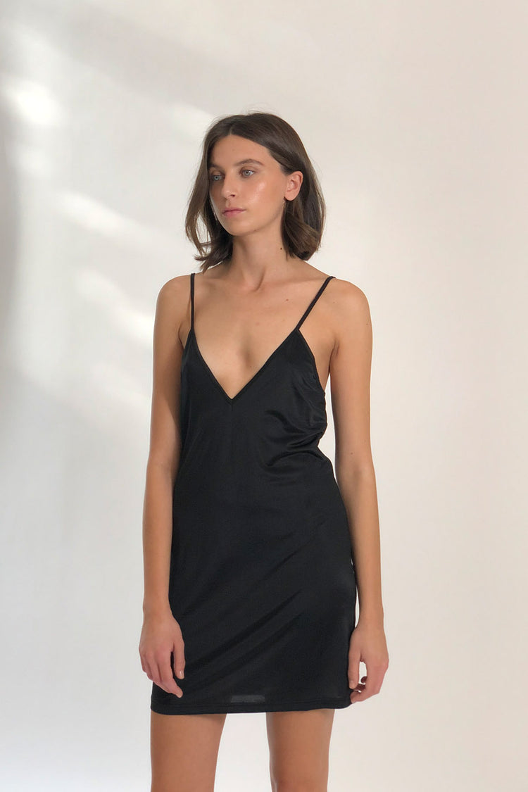 ZERO DRESS - BLACK