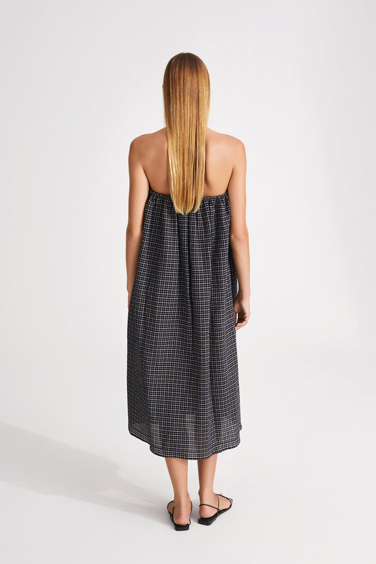 Jesi dress heart shaped bust gathered details midi structured cotton black stylein back image