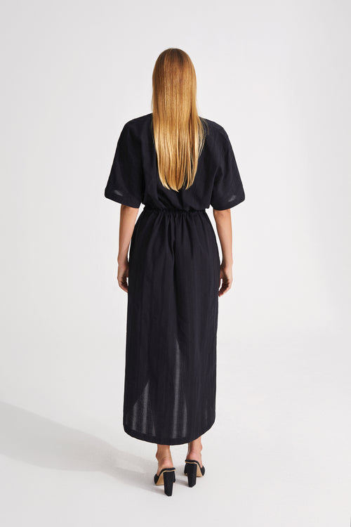 Jolanta dress kaftan dress kimono sleeves figure pleasing silhouette elastic string black stylein back image