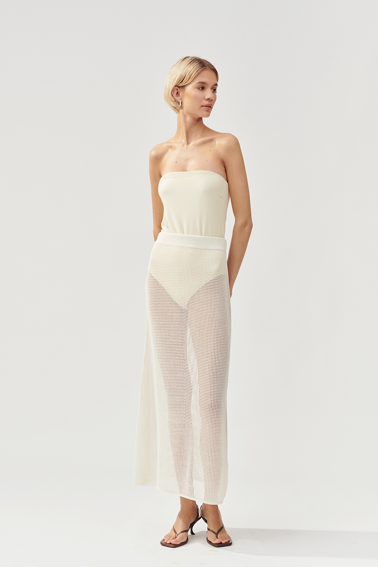 Obelia skirt mesh knitted see through straight fit calf length cream stylein front iamage