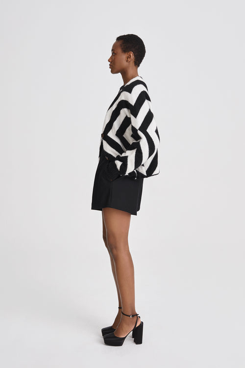 Brienza shorts wool mix high waisted black stylein side image