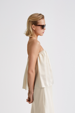 Midas top short bandeau heart shaped bust gathering details shiny cream stylein side image